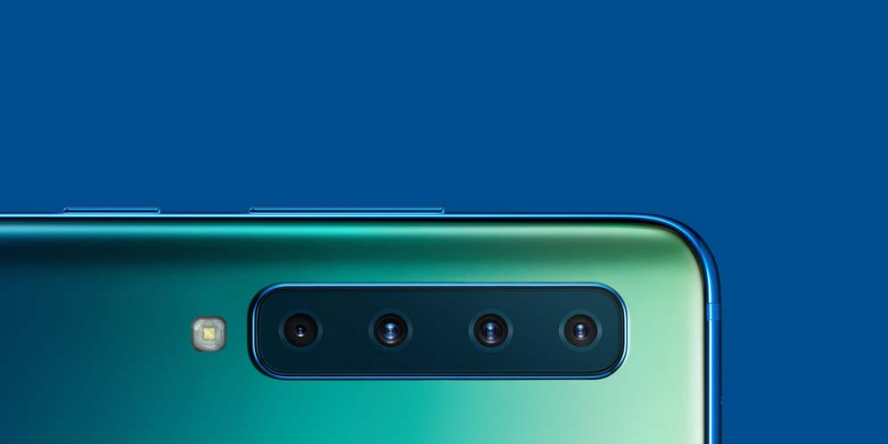 Samsung Galaxy A9, Smartphone Pertama dengan Empat Kamera Belakang